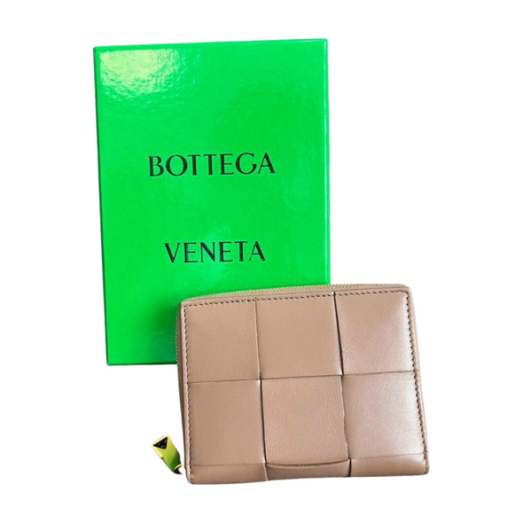 BOTTEGA VENETA　スモール カセット コンパクトジップアラウンドウォレット