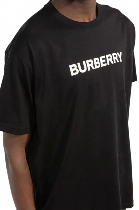 BURBERRY ロゴ　Tシャツ
