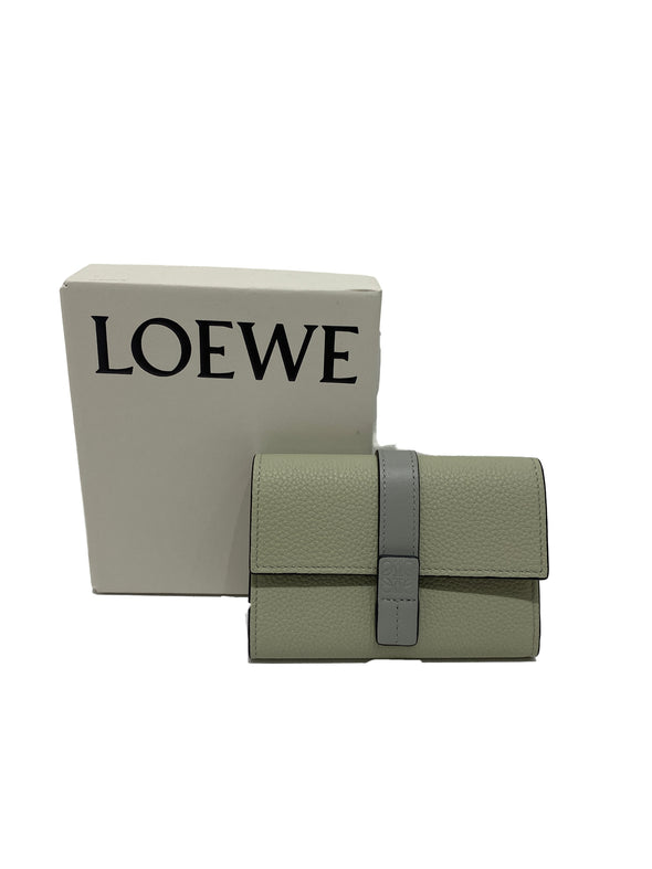 LOEWE スモール バーティカル ウォレット